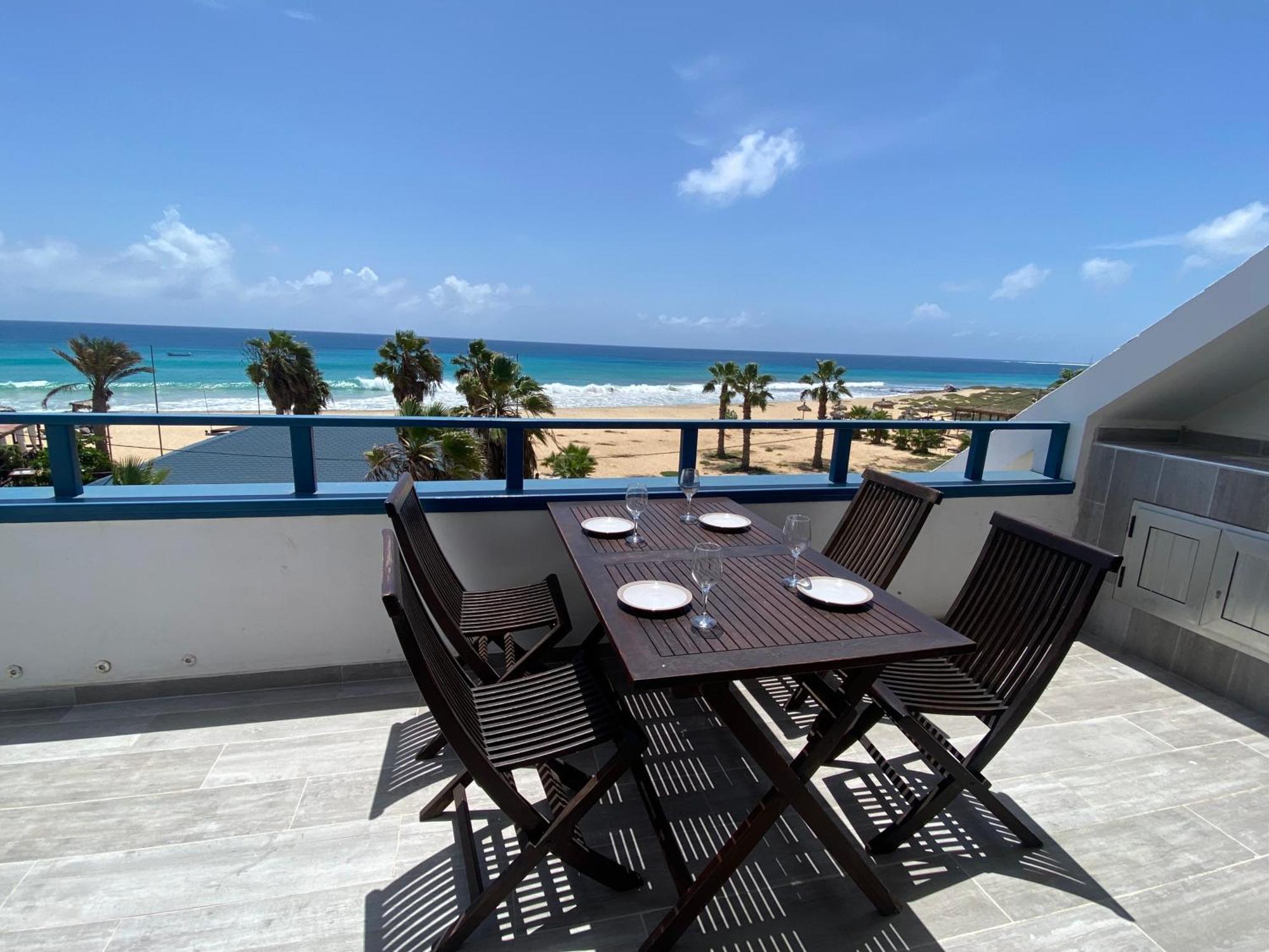Leme Bedje Sea View - By Bobbywashere Santa Maria Exterior photo